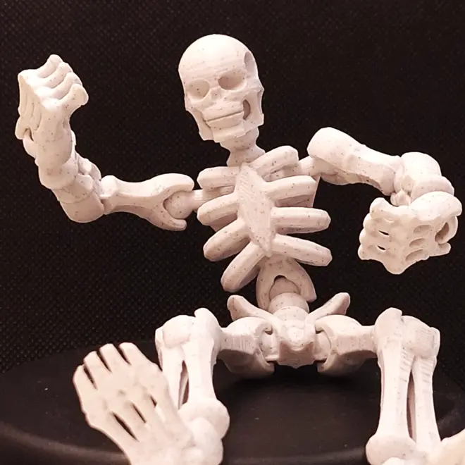 Posable Skeleton Desk Buddy